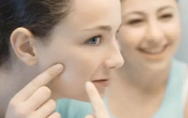 女人護膚全攻略，皮膚好的女人都是這樣做的！